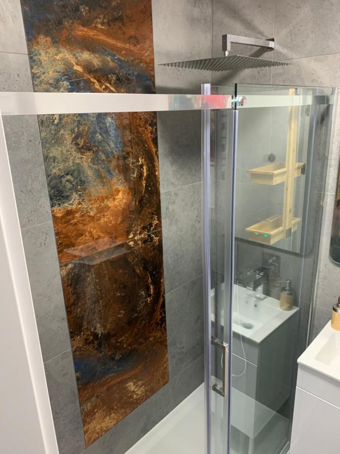 Metro Trocka Apartment Warschau Buitenkant foto