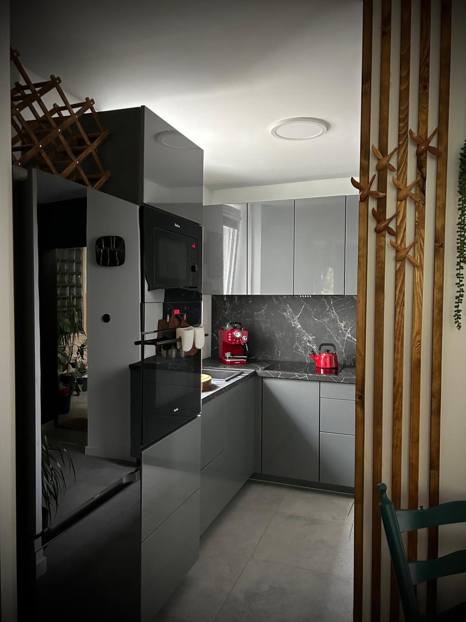 Metro Trocka Apartment Warschau Buitenkant foto